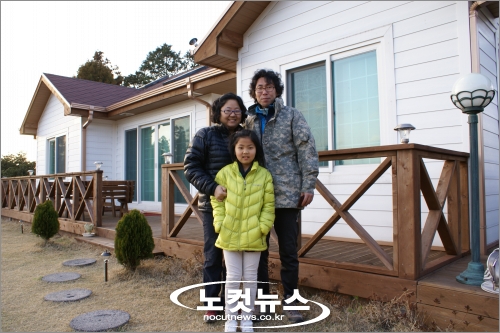 "저축은 못해도 오붓하게 살아요"